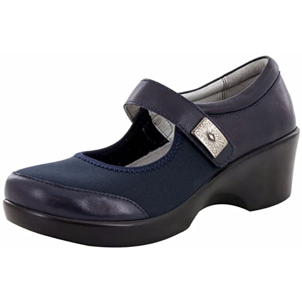 NWOT Alegria Mary Janes size 7.5